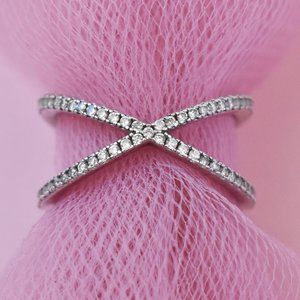 Criss cross silver ring, dainty thin cz crystal x ring size 5 3/4 US